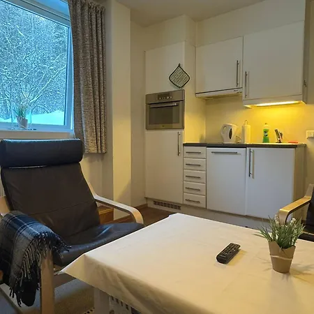 Oppheim - Pool, Sauna & Lake! Apartament *