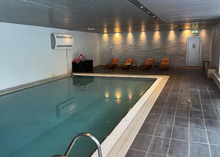 Oppheim - Pool, Sauna & Lake! * Voss